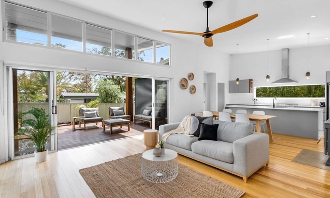 Cudmirrah Casa | Bamboo Beachhouse- heavenly escape to the Beach