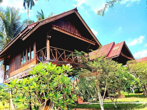 Phanom Complejo | Bamboo House