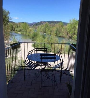 Anduze Apartamento | Bambou lodge anduze, les pieds dans l'eau