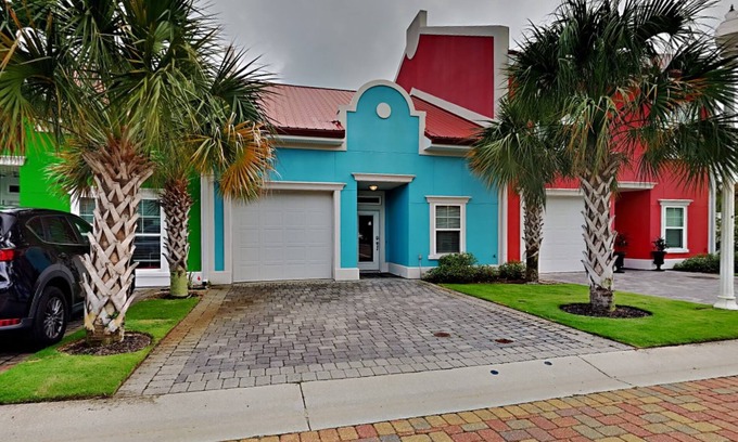 Sunset Pass Casa | Banana Bay Townhome #13909 | Near Gulf + Bay & Pool Access!
