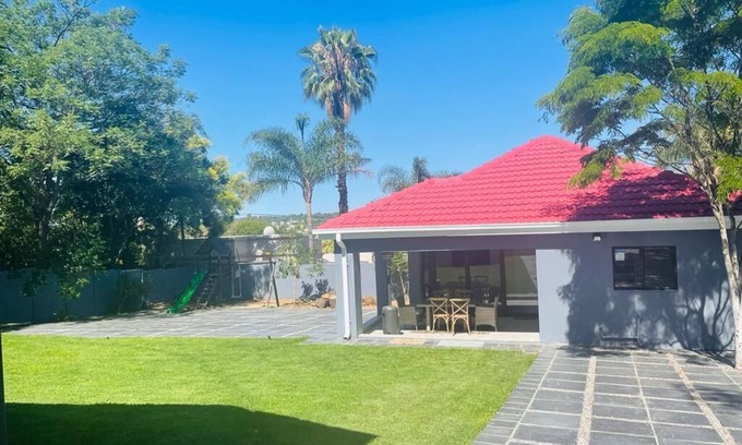 Greater Johannesburg Metropolitan Area Cabaña | Banana island guest cottage