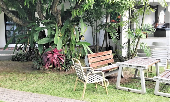 Bon Accord Village Casa | Bananaquit Apartments
