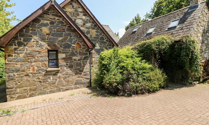 Newport Casa | Banc Y Capel