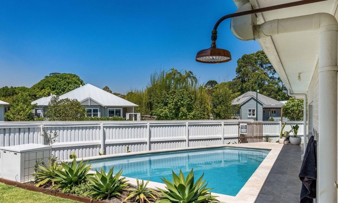 Bangalow Casa | Bangalow Breeze - Lovely pool - Walk to centre