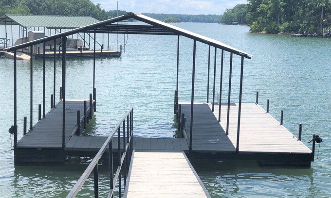 Anderson Casa | Relajante escapada de verano: Lake Hartwell Waterfront Gem * 15 minutos. a Clemson *