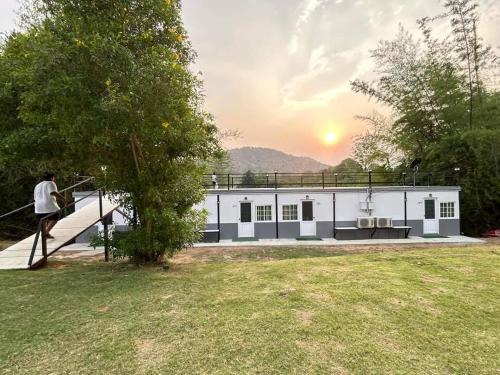 Kanchanaburi Complejo | Bansuanmaenam(บ้านสวนแม่น้ำ):sunset view room