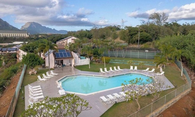 Nawiliwili Condominio | Banyan Harbor Resort