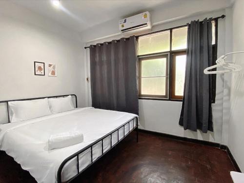 San Chao Pho Suea Apartamento | BAO San Chao Pho Sua - ศาลเจ้าพ่อเสือ