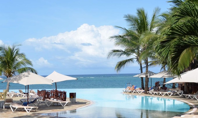 Diani Beach Complejo | Baobab Beach Resort & Spa