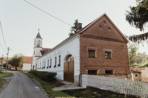 Magyarhertelend Apartamento | Barátúri Barátok Vendégház