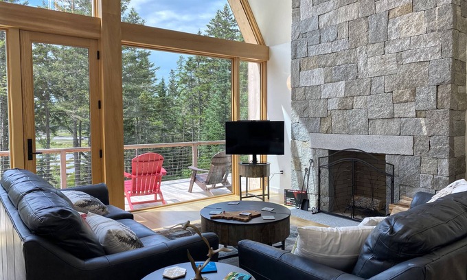 Mount Desert Casa | BAR HARBOR GORGEOUS UPSCALE W/ WATER VIEWS - ACCESS, BORDERS PRESERVE