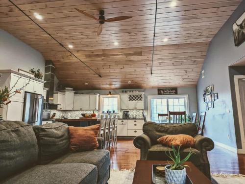 Bar Harbor Casa | Bar Harbor Hikers Dream