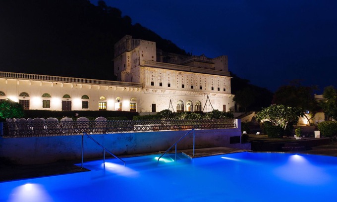 Jaipur District Hotel | Bara Bungalow Kalwar, Jaipur - A Rosakue Collection