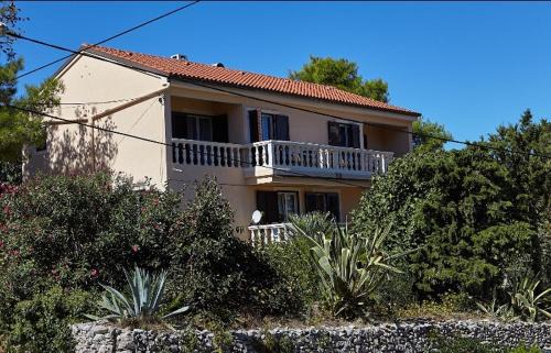 Veli Losinj Apartamento | Baracuda