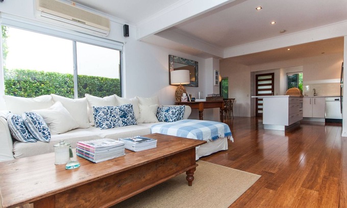 Noosaville Casa | Excelente ubicación, a solo 500 m del río Noosa y a 15-20 minutos a pie de Hastings St