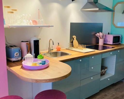 Rouen City Centre Apartamento | Barbapappart - Un studio coloré dans le centre de Rouen