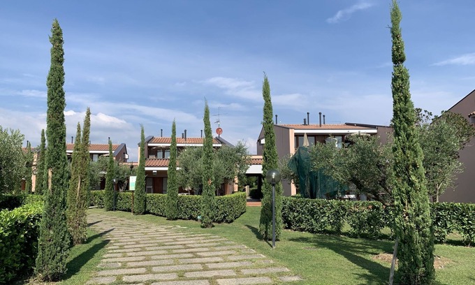 Moniga del Garda Apartamento | Barbara by Interhome
