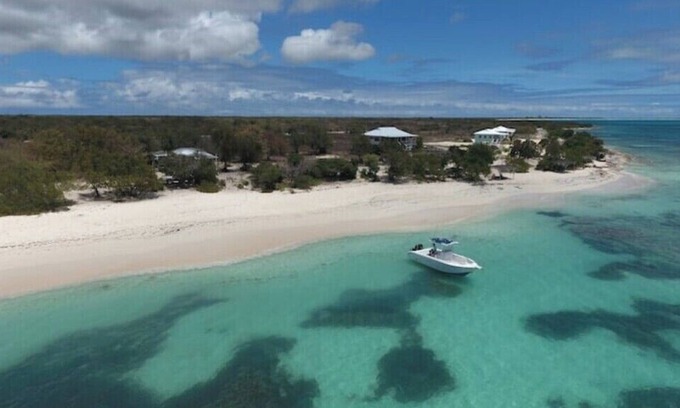 Codrington Cabaña | Barbuda Cottages 2 bed ( Green ) Beachfront Villa