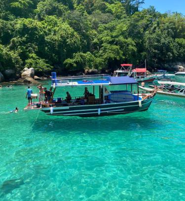 Mambucaba Alquiler De Eote | Barco Ilha dos Cocos passeios e pesca esportiva em Paraty