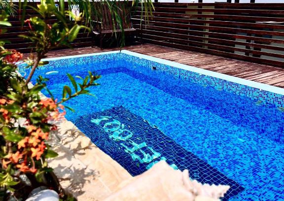 Cayo Corker Hotel | Barefoot Caye Caulker Hotel