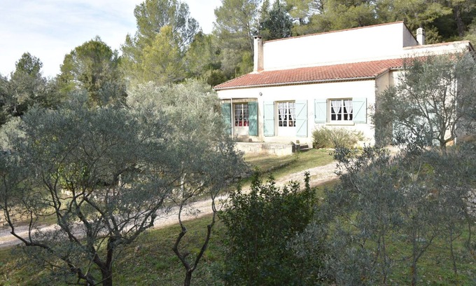Barjols Casa | Barjols - Villa Équipée 2 à 8 Pers / 2000 m² Jardin