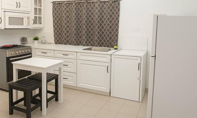 Coxen Hole Apartamento | Barmel Apartments
