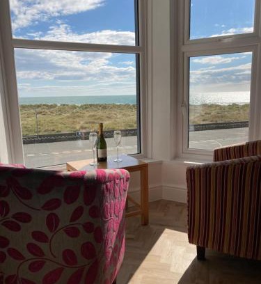 Barmouth Apartamento | Barmouth Beach Front Apartments