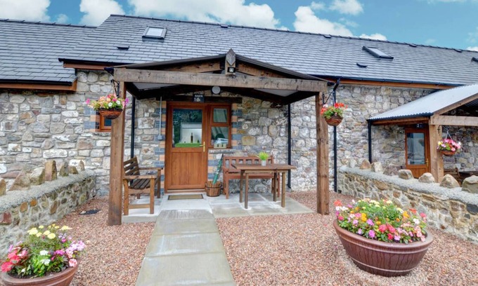 Margam Casa | Barn 1 - Sheep in Ystradgynlais