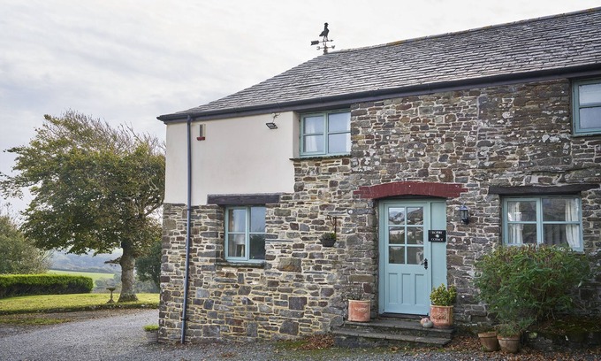 Bude Cabaña | Barn Conversion With Indoor Swimming Pool In Stunning Rural Location Near Ocean
