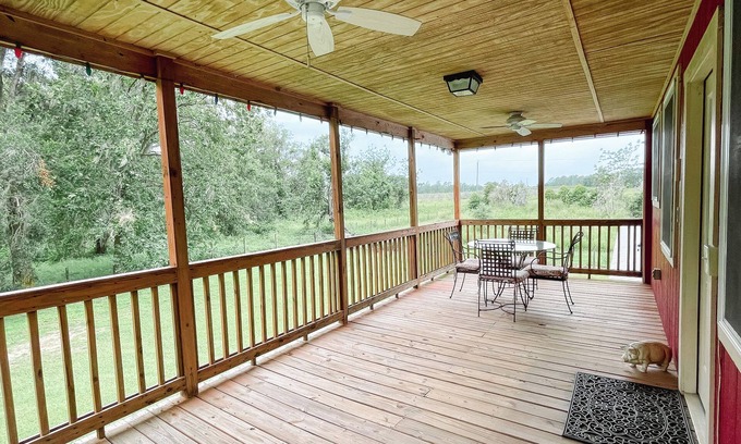 Lakeland Casa | Barn Cottage at Crews Lake Ranch ~40mi to Disney