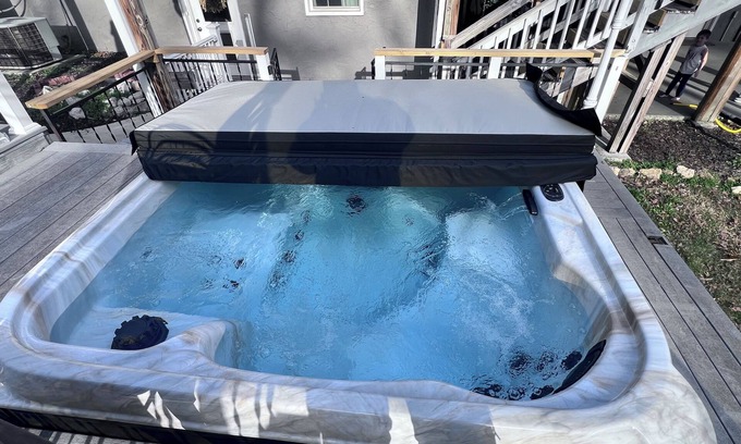 Apison Casa | Barndominium getaway oasis! Close to Chattanooga shopping restaurants and Water!