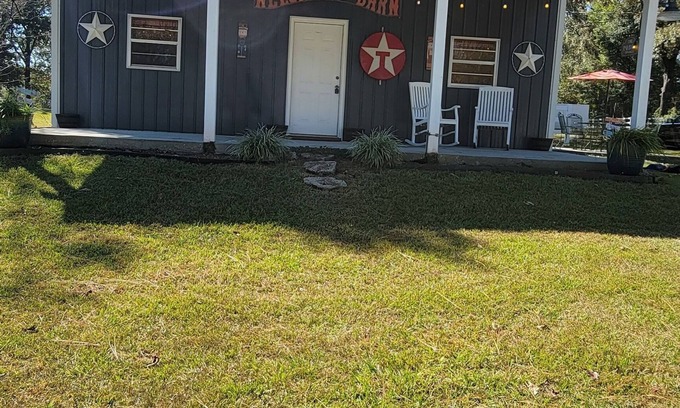 McNeill Casa | Barndominium peace