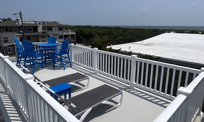 Point Pleasant - Toms River Casa | Barnegat Light 2nd desde la playa, luminoso, abierto 3 BR 1. 5 BA con vista al mar!