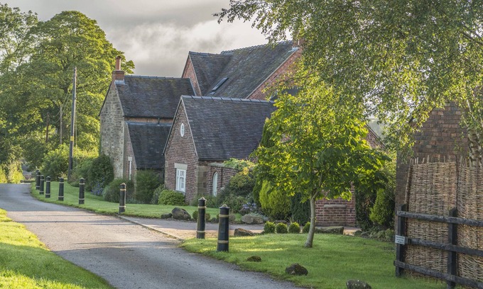 Foxt Cabaña | Barnfields Holiday Cottage