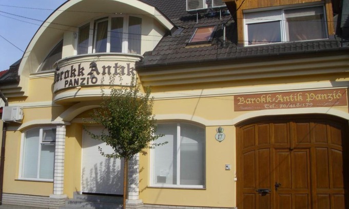 Kecskemet Casa | Barokk Antik Guest House