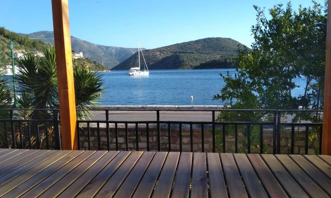 Vathy Apartamento | BARRACKS 1856