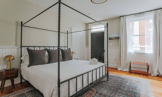 Staunton Casa | Barristers Row