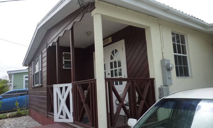 Oistins Casa | lugar de Barry: una experiencia de pueblo