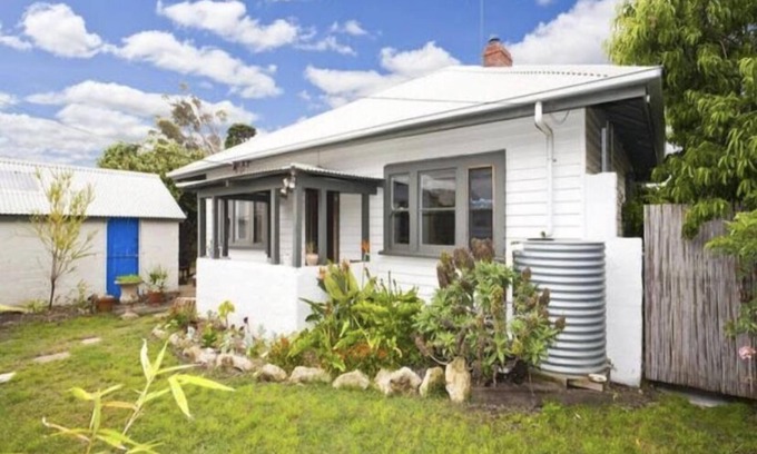Barwon Heads Casa | Barwon Heads beach house - 3 bedrooms - central location