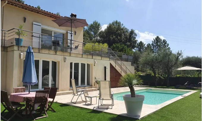Le Tignet Apartamento | Parte inferior de la villa con piscina - Nuevo