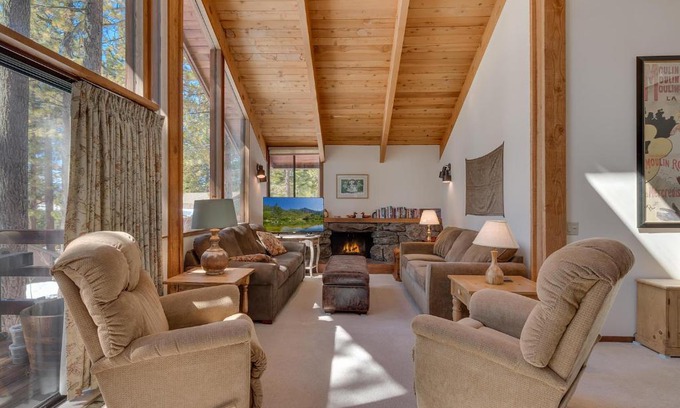Lake Forest Casa | Base Camp- Hot Tub, Large Deck, Wood Fireplace, Short Drive to Ski Resorts!