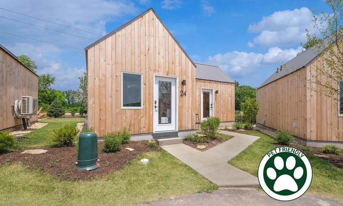 Ottawa Cabina | Basecamp | 1 Bed, 1 Bath