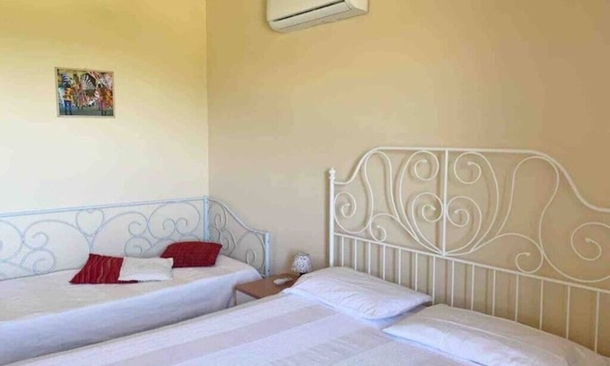 Castelnuovo Calcea Otro | Basilico 2 people, swimming pool Airco Car charger