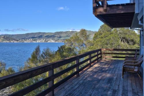 Clear Lake Casa | Bass Alley Bungalow Experience Wc Lodging