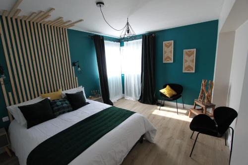 Bastia Apartamento | Bastia - Very spacious 130m2 Villa Top Apartment with Garden, 2 AC Bedrooms, Near Port, City Center, and Beaches in Bastia"