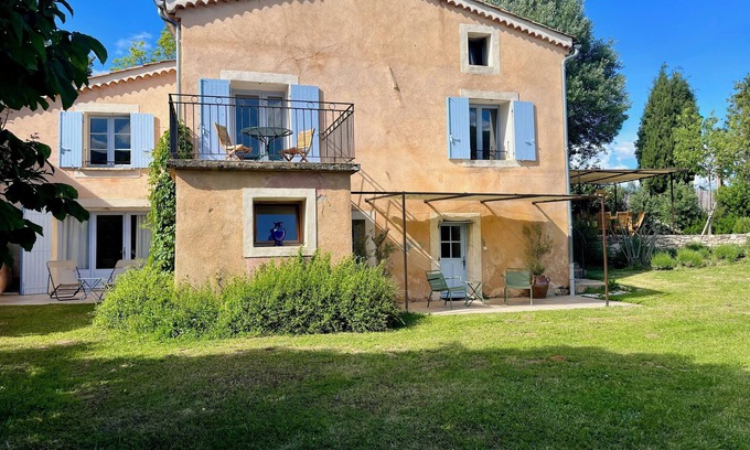 Cereste Otro | Bastide 1830, Domaine de la Bastidonne 4* Superb view of le Luberon Heated Pool