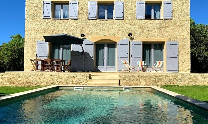 Uzes Casa | Bastide Provençale Avec Piscine Privée Chauffée