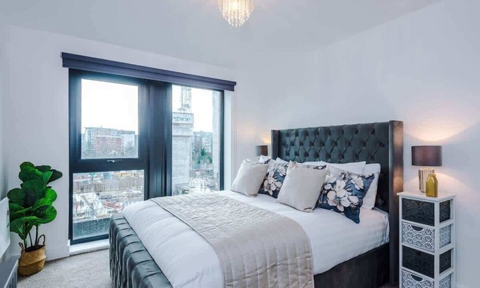 Vauxhall Apartamento | Bastion Loft Summary: