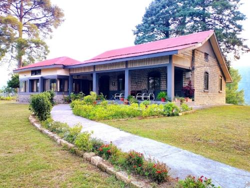 Khyber Pakhtunkhwa Cabina | Batrasi Dak Bungalow