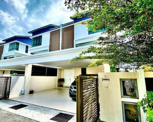 Batu Ferringhi Casa | Batu Ferringhi Luxurious Modern Designed 5BR House